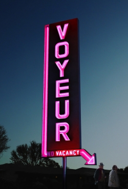 watch-Voyeur